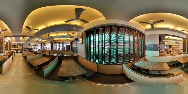 Navaratna Veg Restaurant