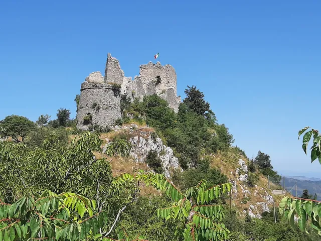 Castello di Roccaguglielma