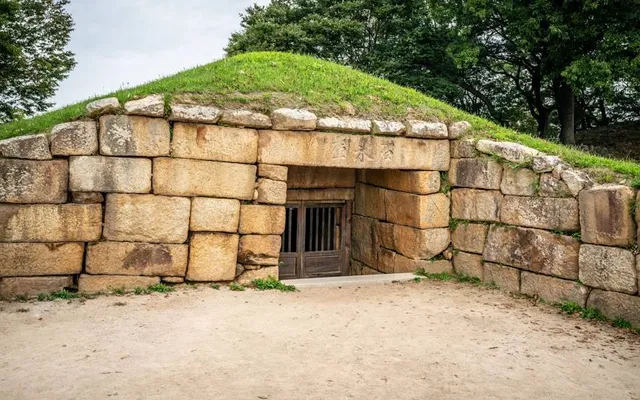 Seokbinggo (Stone Ice Storage)