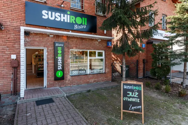 SushiRoll Bistro