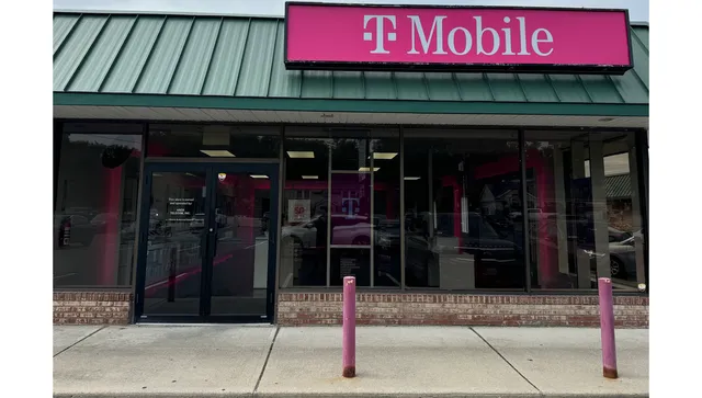 T-Mobile Authorized Retailer
