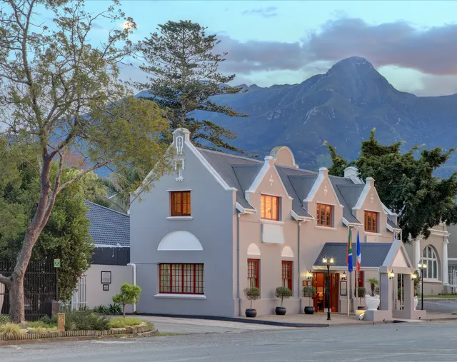 Premier Express Inn George (Hotel Outeniqua)