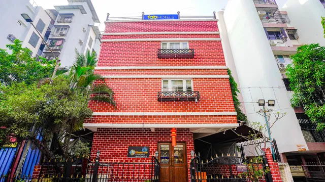 FabHotel Corporate Rooms Vakola