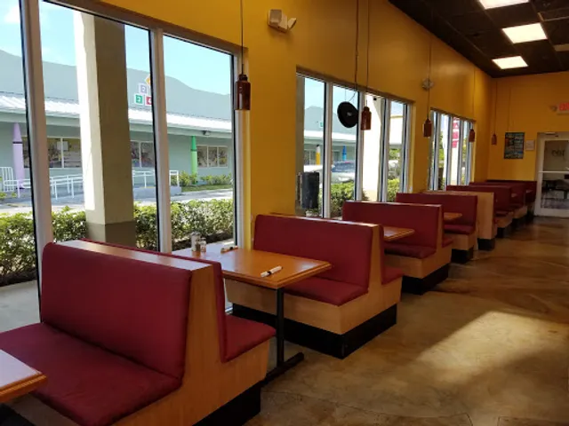 Del Campo Latin Food & Cafe