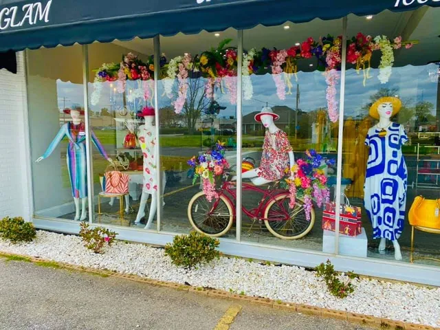 The Glamorous Boutique