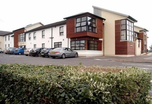 Cromore Halt Guest Inn