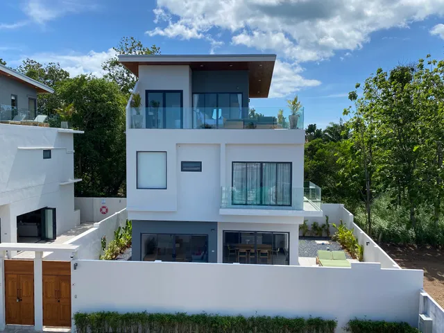Sense8 Samui Villas