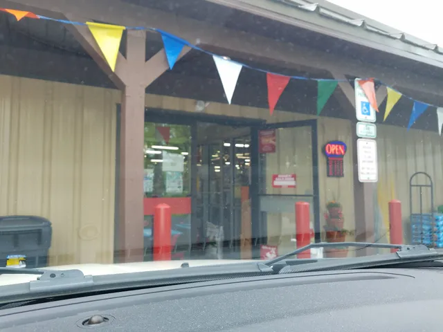 Luhrs True Value Hardware