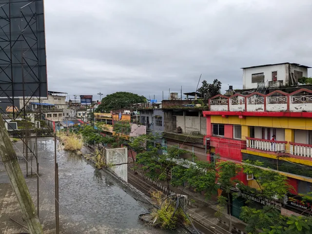 1 BOARDING GUEST HOUSE