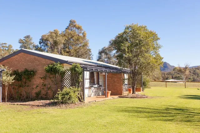 Vineyard Villas - Pokolbin Farm Stay