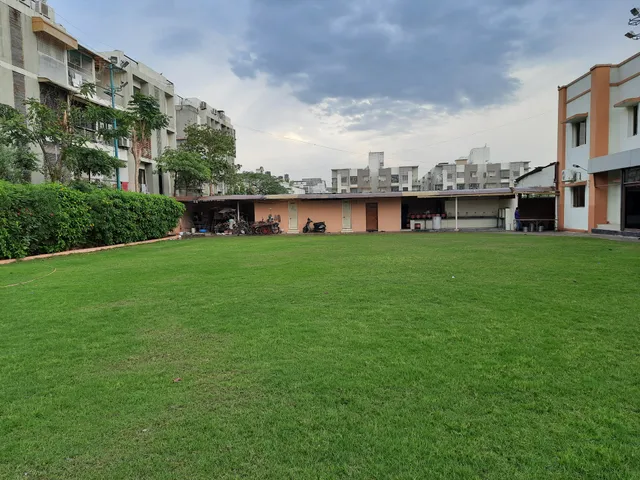 R K Royal Banquet & Party Lawn