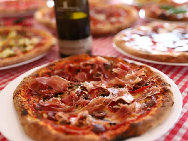 Italian Square Pizza & Grill