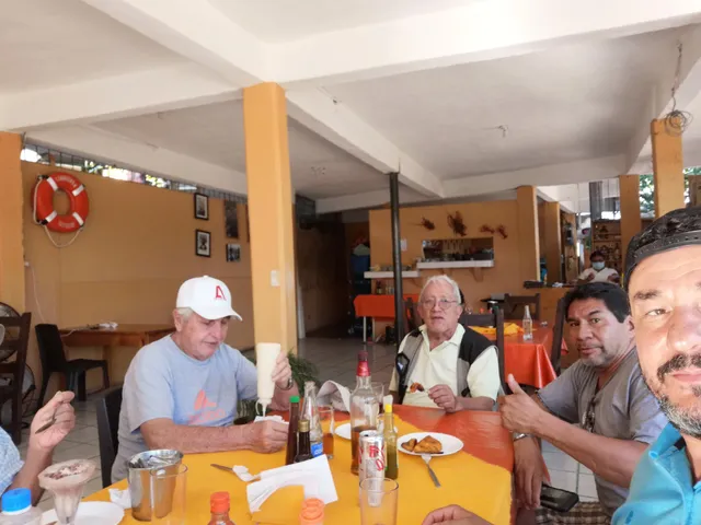 Marisquería El Erizo Feliz