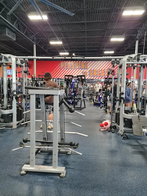 Crunch Fitness - Lake Nona