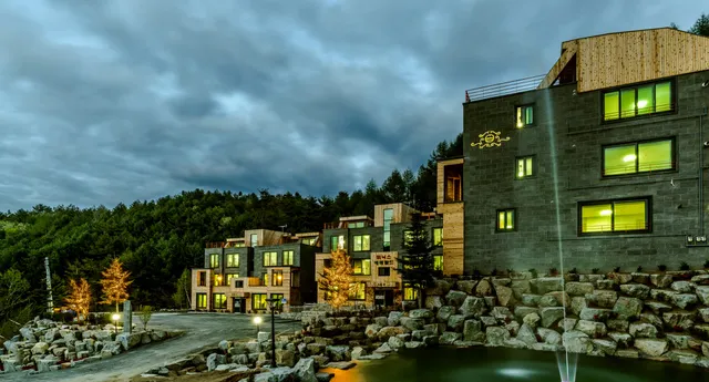 Phoenix Emerald Pension