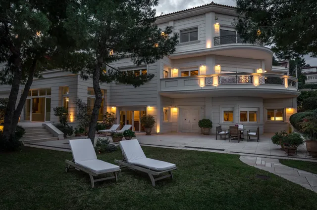 Villa Thetis Athens-Luxury Villa in Athens with indoor swimming pool