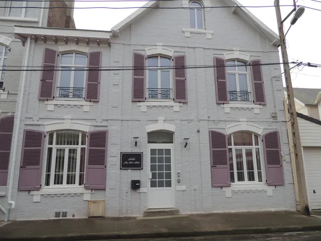 Hôtel au Bon Abri
