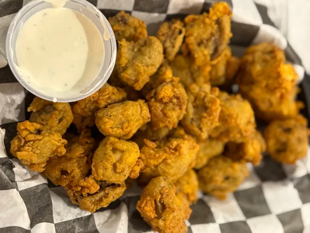 Betty's Place - Maben, MS