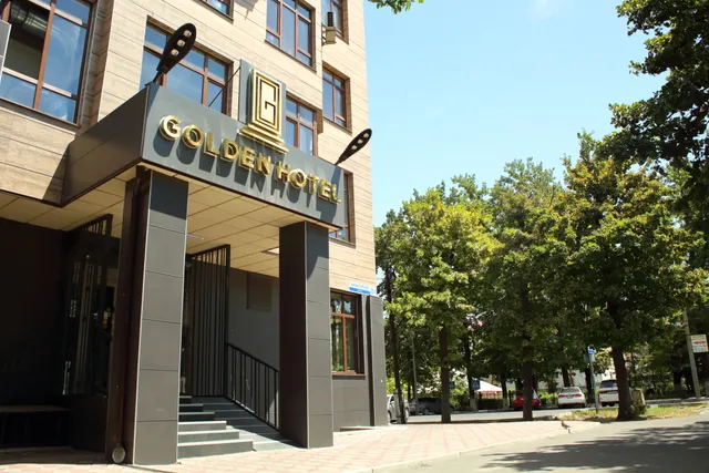 Golden Hotel