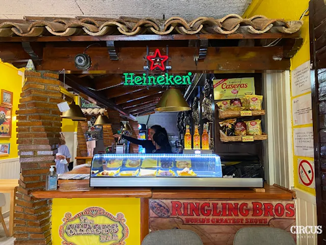 Bar restaurant Circus Beach