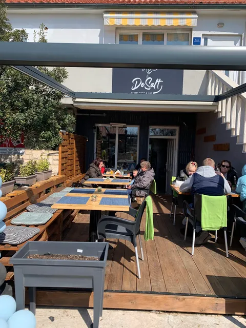 DeSalt street food & bar