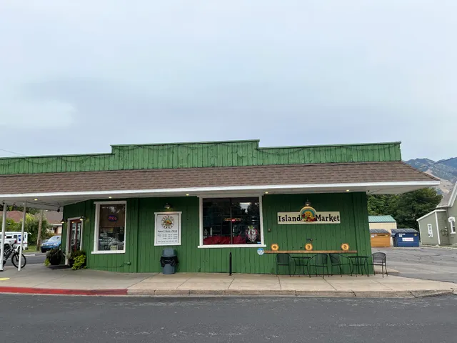 Island Market