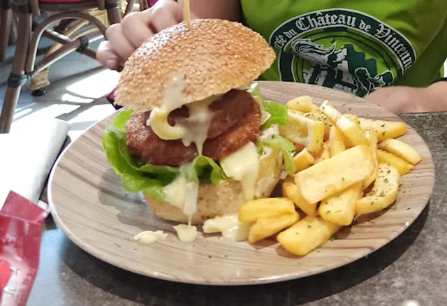 La Taverne Des Moines