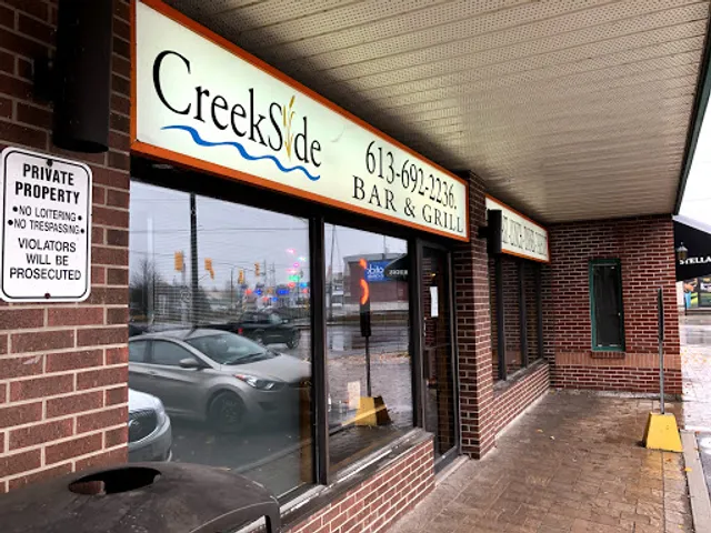 CreekSide Bar & Grill Manotick