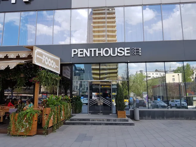Penthouse, Strip Club
