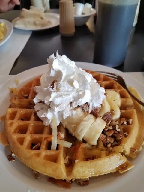 C's Waffles-Beachside