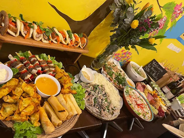 Trang Hue Vietnamese Food