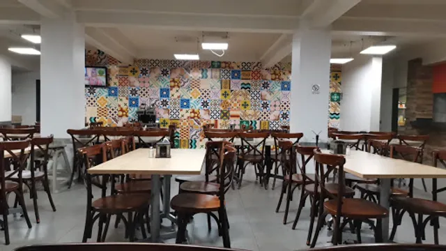 Taquería Los Laureles - Suc. Av. México