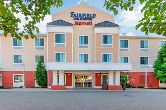 Fairfield by Marriott Inn & Suites Hooksett
