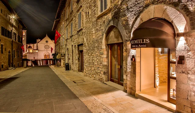 HUMILIS Made in Assisi (Boutique Assisi S. Francesco)