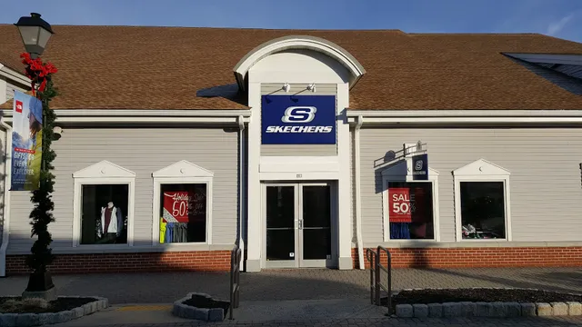 SKECHERS Factory Outlet