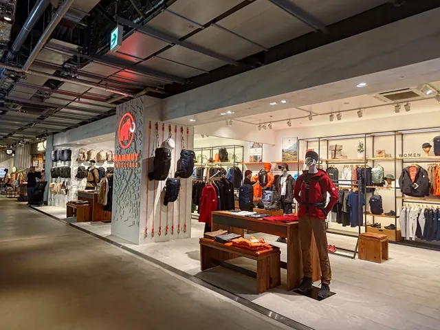 MAMMUT STORE SHIBUYA