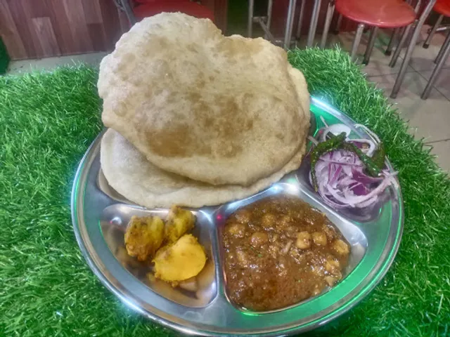 New Paradise Café & Restaurant