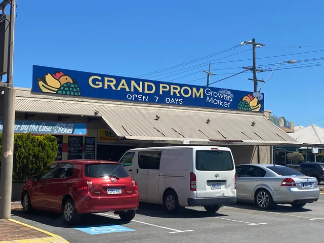 Grand Prom Growers Market