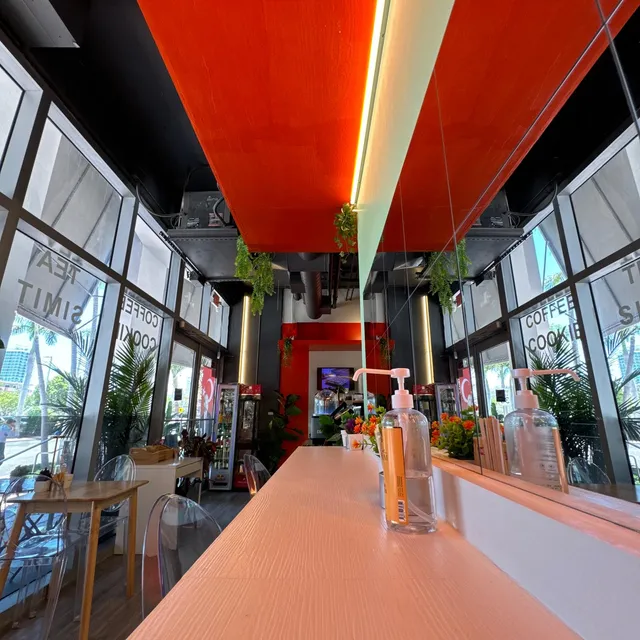 Sultan's Cafe Miami Beach