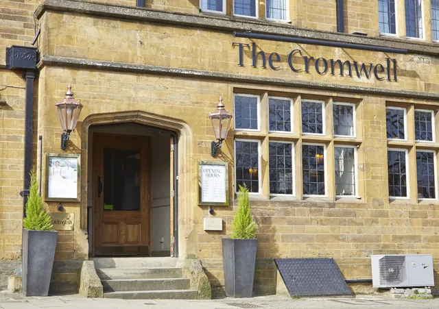 The Cromwell Lodge