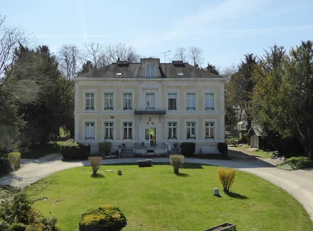 Château de Pougy (EURL)