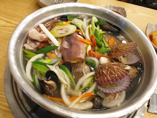 통큰손칼국수 송도직영점