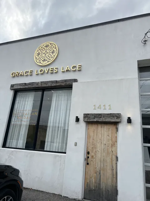 Grace Loves Lace - Dallas Bridal Boutique