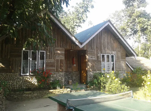 Cherry Village Homestay Resort, Darap