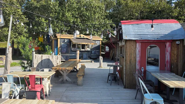 Auberge Festive Sea Shack et TIKI-BAR