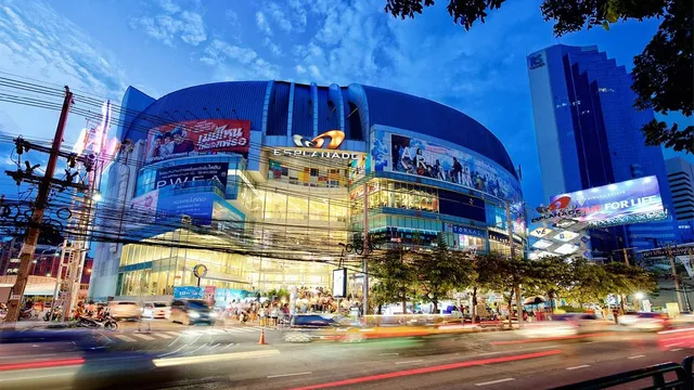 Esplanade Ratchadaphisek