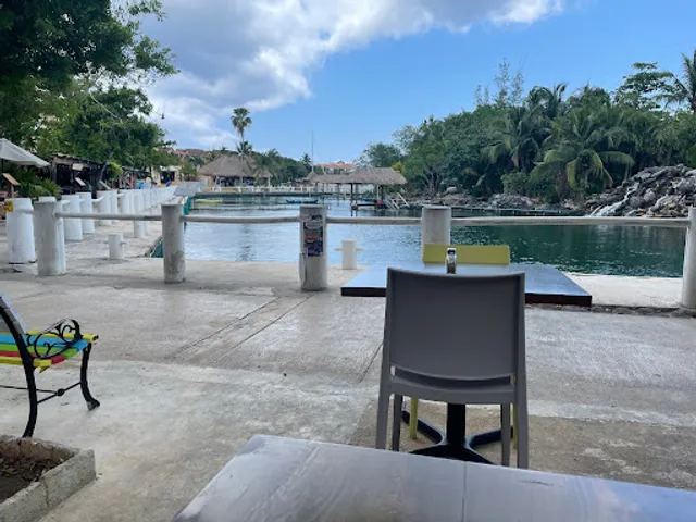 Lara&Luca Puerto Aventuras