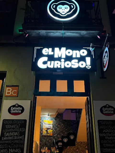El Mono Curioso