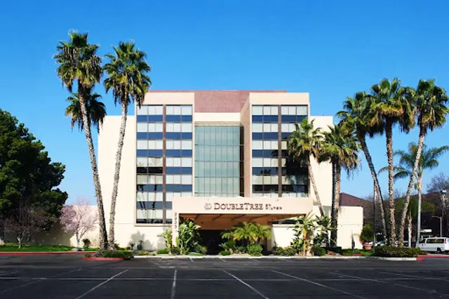 DoubleTree by Hilton Hotel Fresno Convention Center