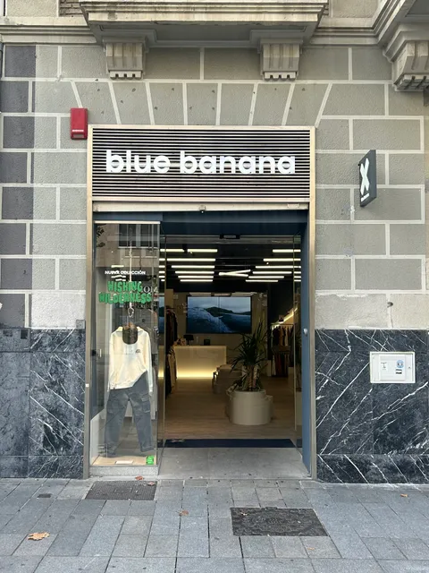 Blue Banana Brand - Pamplona